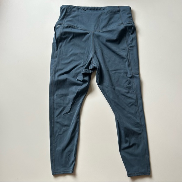 Fabletics Motion365 Dusty Blue Leggings Plus Size 2X - Picture 7 of 11